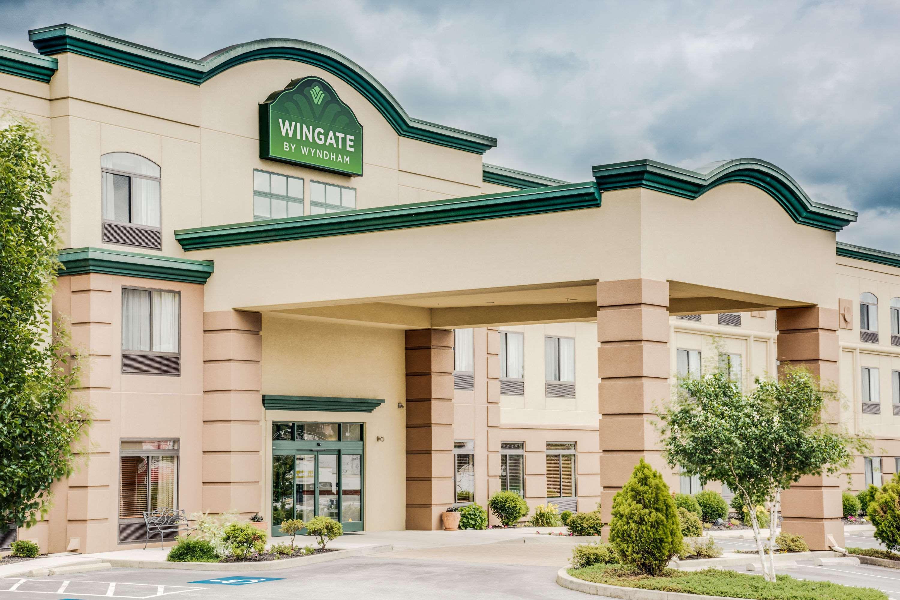 Wingate By Wyndham - York Hotel Exterior photo